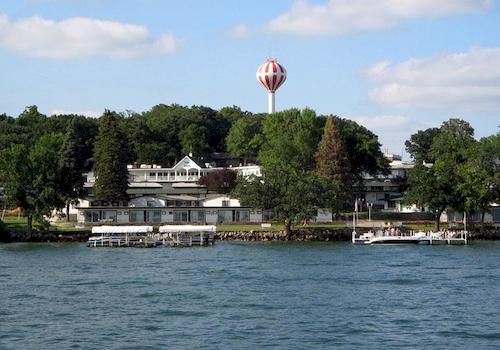 Szálloda The Inn at Okoboji