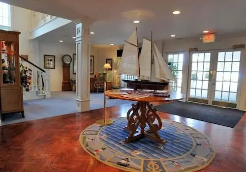 فندق The Inn at Okoboji