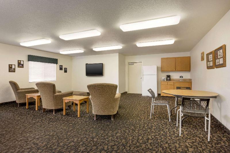 هتل Travelodge By Wyndham Alpine