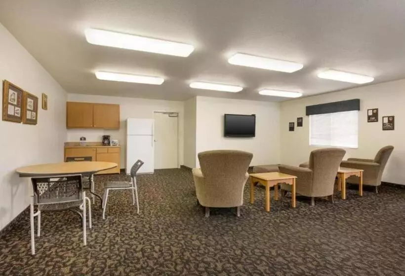 Szálloda Travelodge By Wyndham Alpine