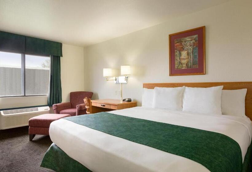 هتل Travelodge By Wyndham Alpine