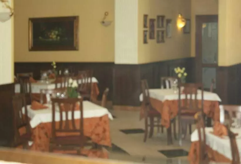 فندق Villa Del Lago