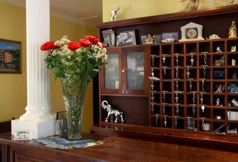 فندق Villa Del Lago