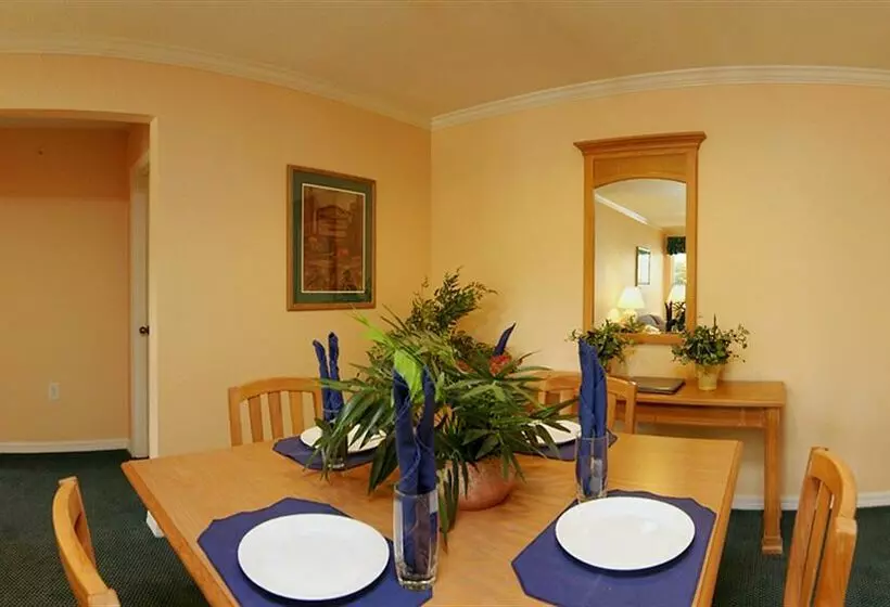 فندق Mainsail Tampa Extended Stay