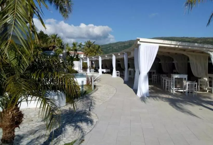 Sunshine Hotel & Spa