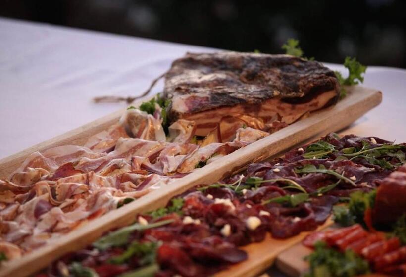 Sunshine Hotel & Spa