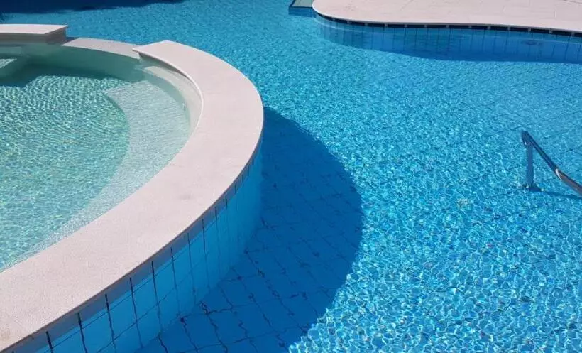 Sunshine Hotel & Spa