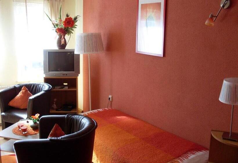 Общежитие Pension Liebert