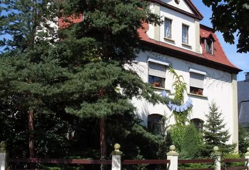 Retkeilymaja Pension Liebert