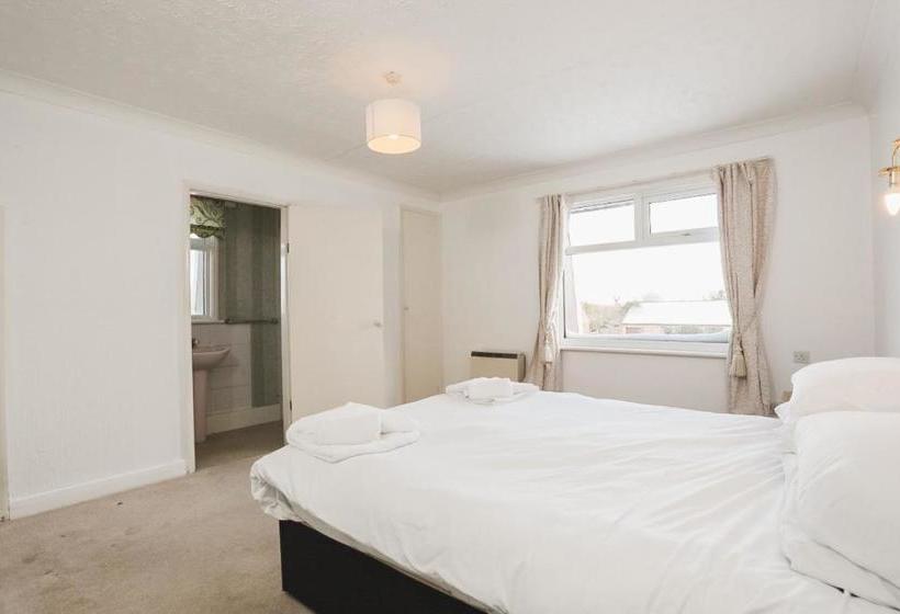 Отель The Amethyst  By Paymán Club