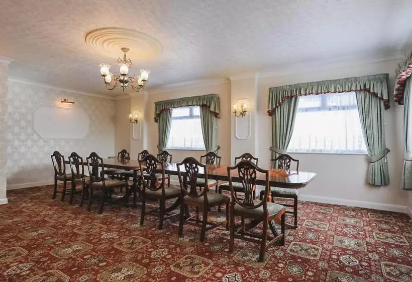 Hotelli The Amethyst  By Paymán Club