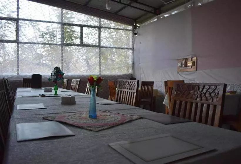 هتل Blossom Inn