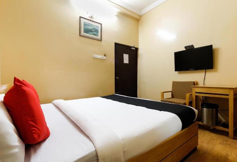 בית מלון כפרי Capital O 48495 & Club Melaange