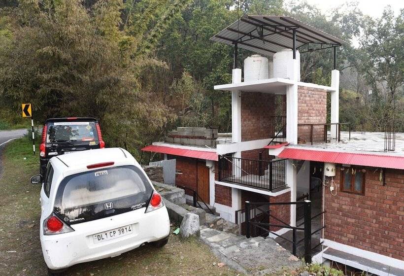 Отель Corbett Riviera