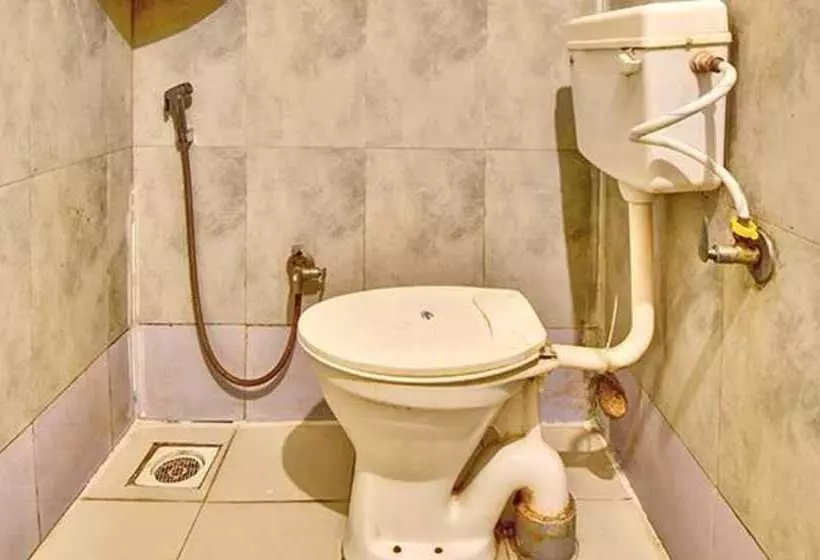 ホテル Fabexpress Srh   Nr Butterfly Park   Hinjawadi