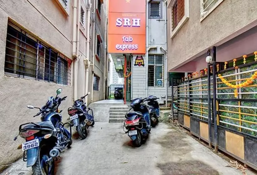 ホテル Fabexpress Srh   Nr Butterfly Park   Hinjawadi