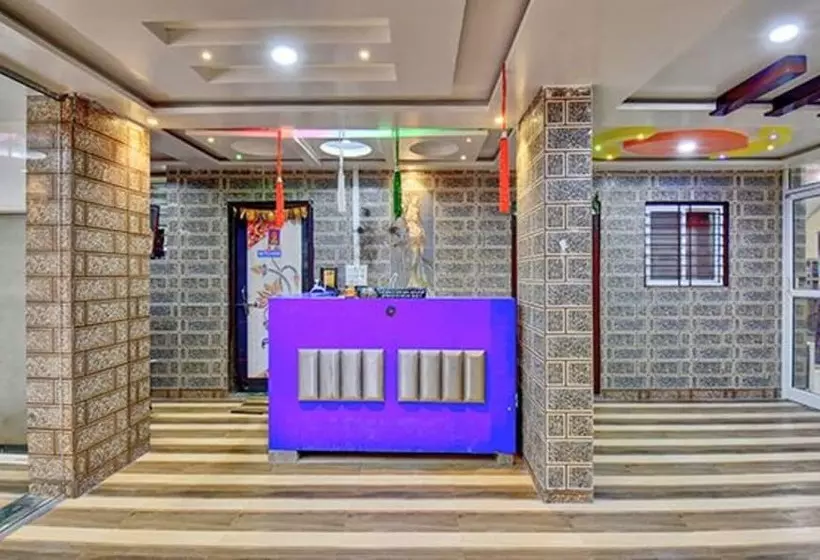 ホテル Fabexpress Srh   Nr Butterfly Park   Hinjawadi