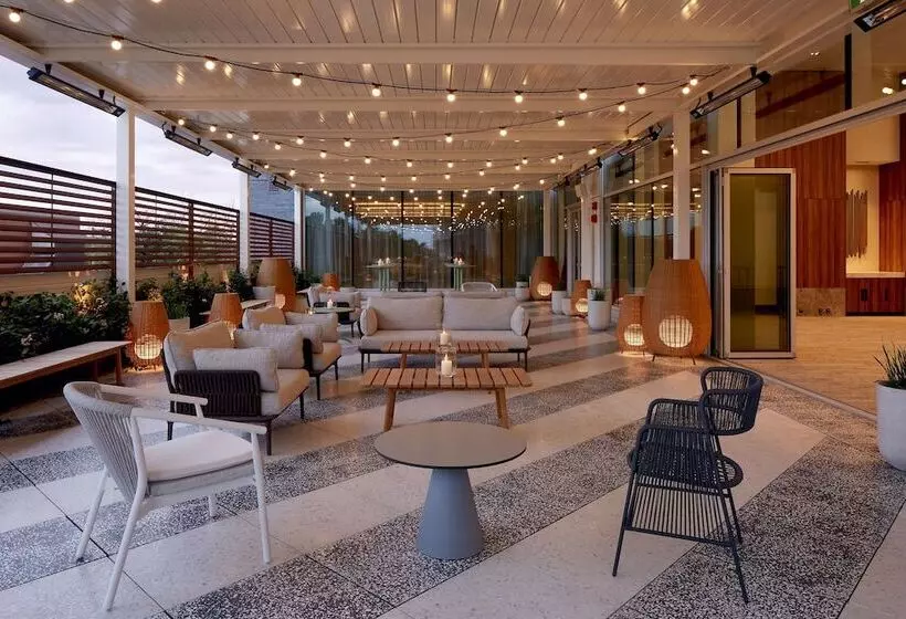 Hotelli Hilton Garden Inn Montreal Midtown