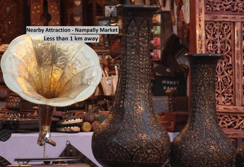 酒店 Oyo 62615  White House