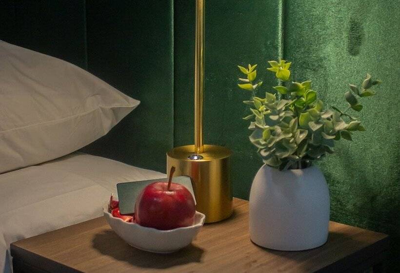 هتل Patio Zaragoza