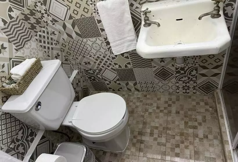 هتل Patio Zaragoza