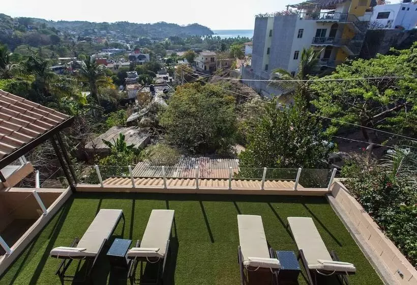 ホテル Pacific View Sayulita
