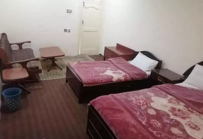 هتل Shah Quli Inn