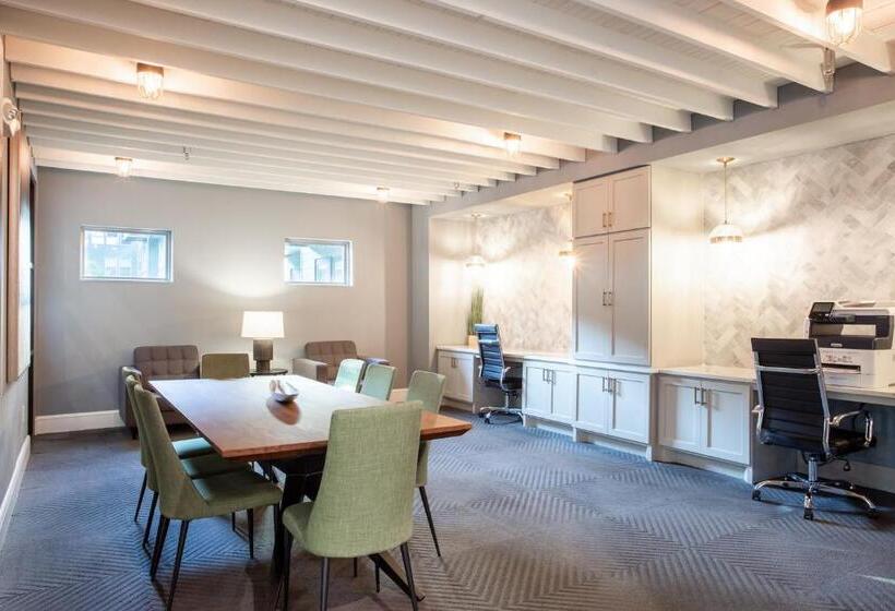 Kasa Greenville Dallas