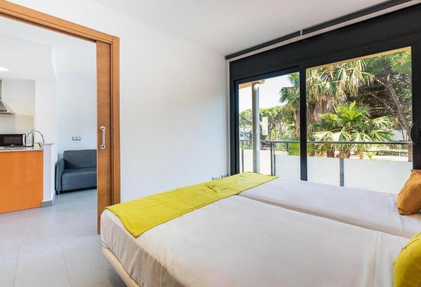 Aparthotel Las Palmeras Castelldefels