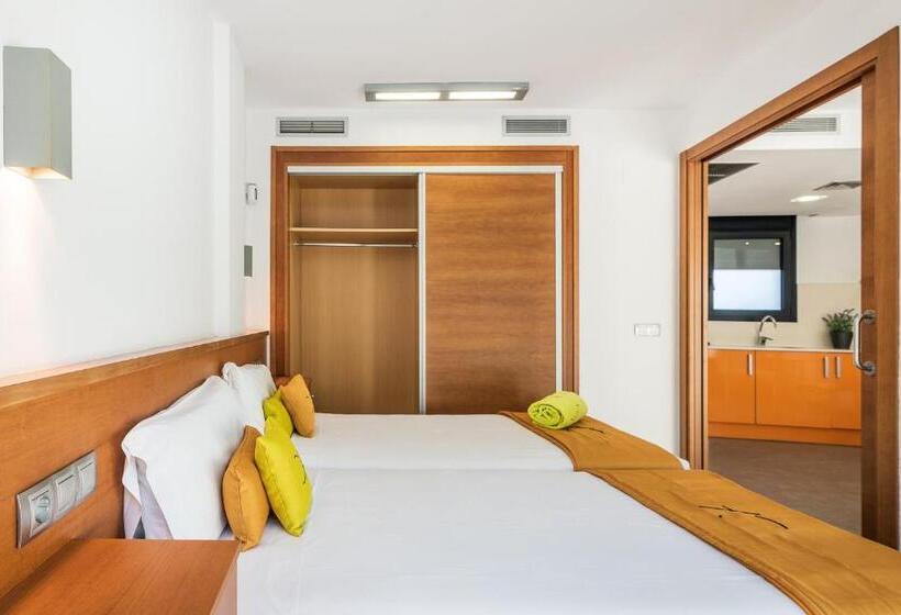 Aparthotel Las Palmeras Castelldefels