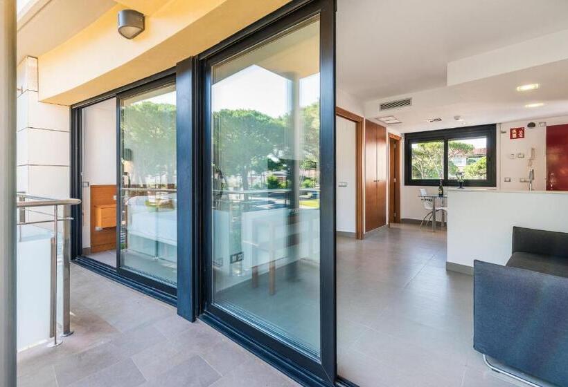 Aparthotel Las Palmeras Castelldefels