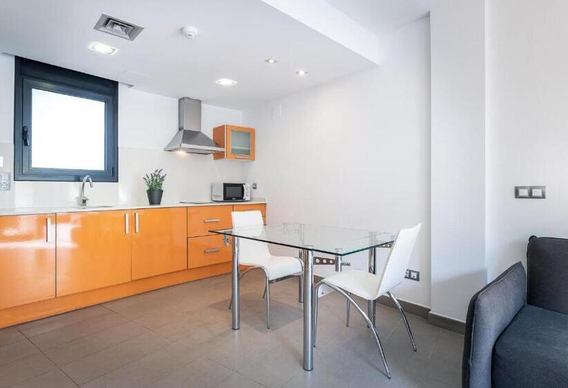 Aparthotel Las Palmeras Castelldefels