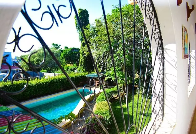 تختخواب و صبحانه Joysvilla Family Holiday Home