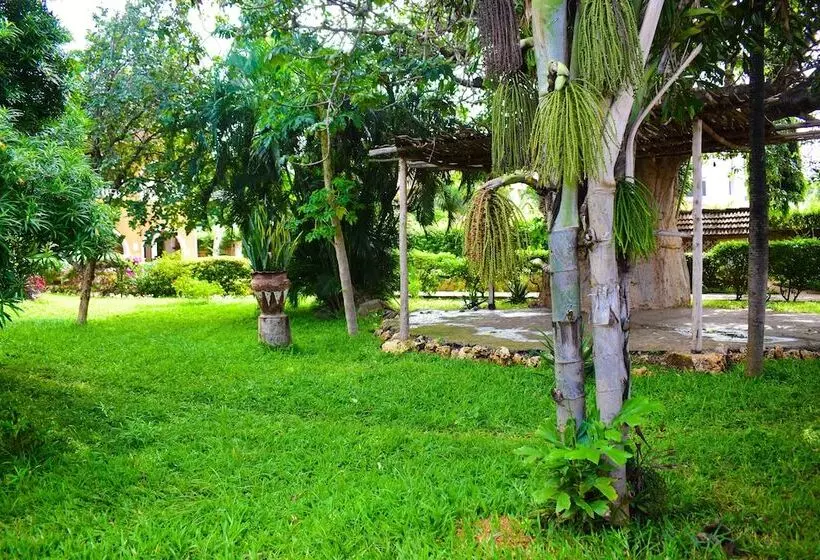 تختخواب و صبحانه Joysvilla Family Holiday Home