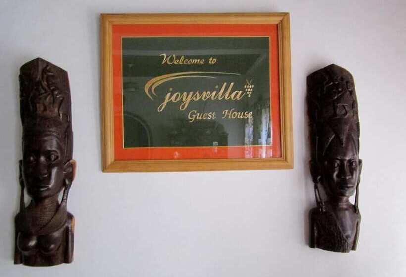 Bed and Breakfast Joysvilla Family Holiday Home