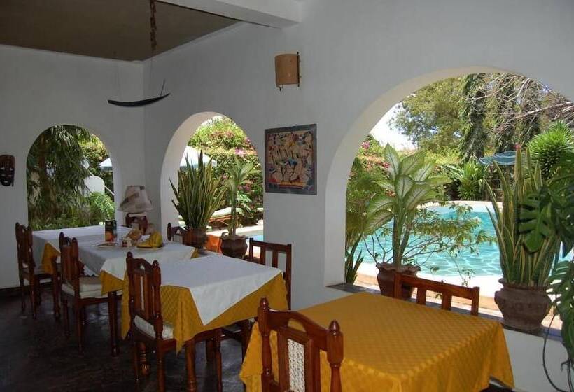 Bed and Breakfast Joysvilla Family Holiday Home