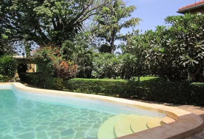 تختخواب و صبحانه Joysvilla Family Holiday Home