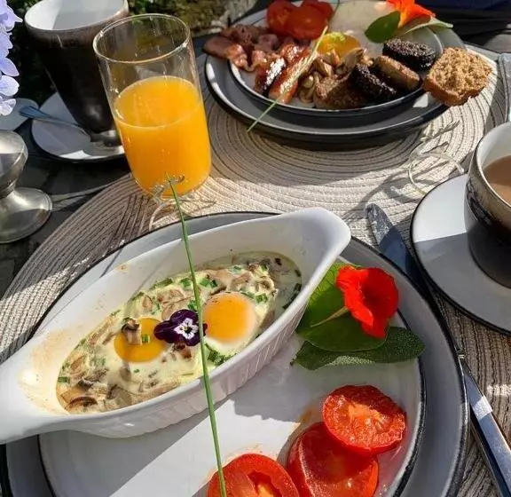 ベッドアンドブレックファースト Kilmahon House, P25a973