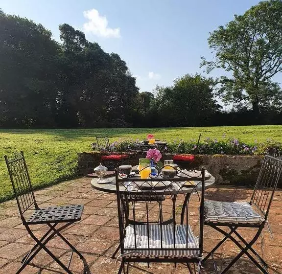 ベッドアンドブレックファースト Kilmahon House, P25a973