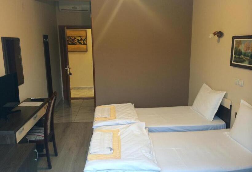 تختخواب و صبحانه Prenociste Gazela