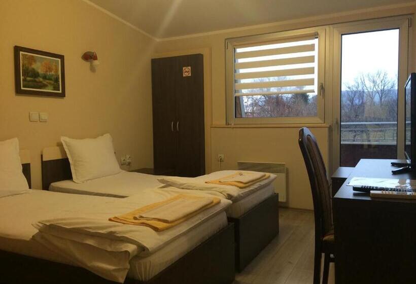 تختخواب و صبحانه Prenociste Gazela