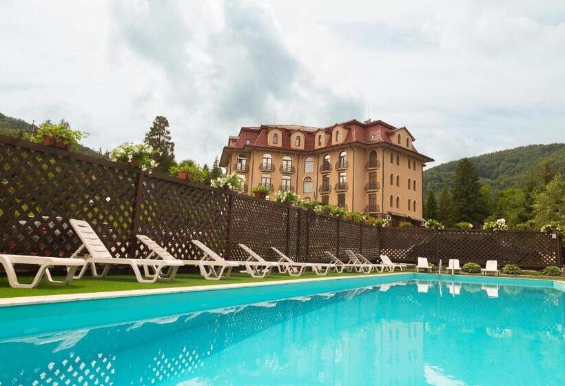 Grand Hotel Pylypets