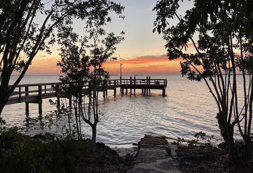 Отель Bahia Bay Resort