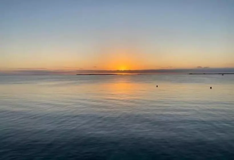 Hotelli Bahia Bay Resort