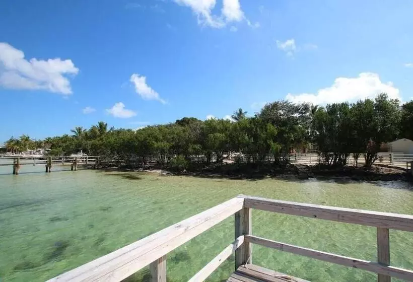 Hotelli Bahia Bay Resort