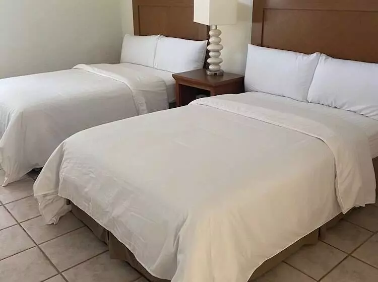 Hotelli Bahia Bay Resort