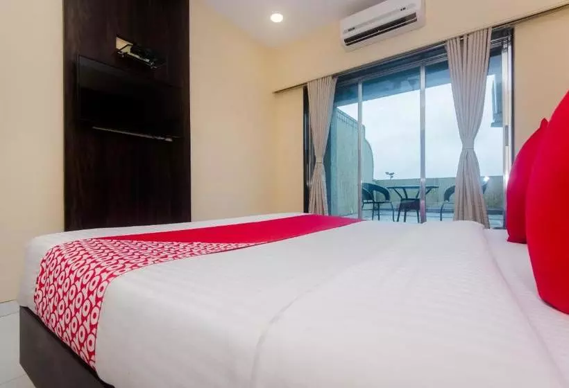Hotelli Capital O 18290 Sai Residency