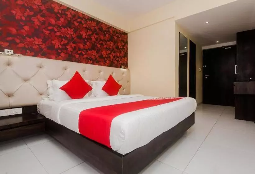 Hotelli Capital O 18290 Sai Residency