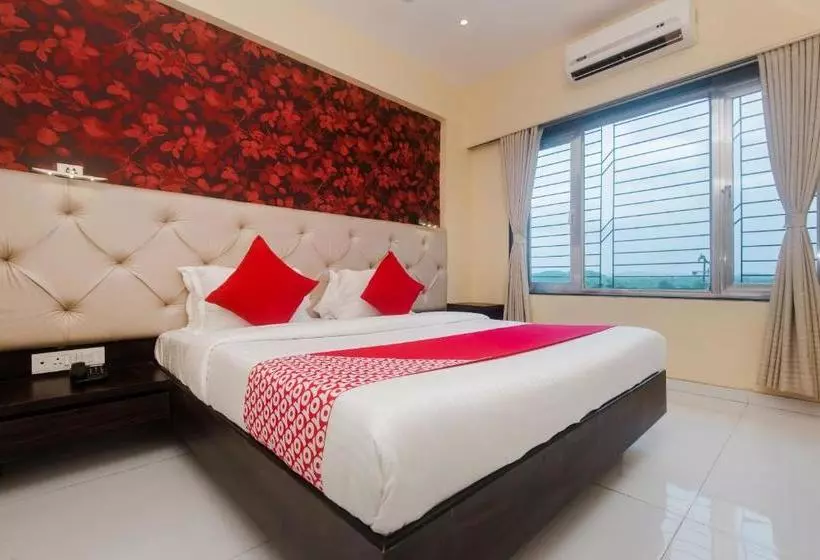 Hotelli Capital O 18290 Sai Residency