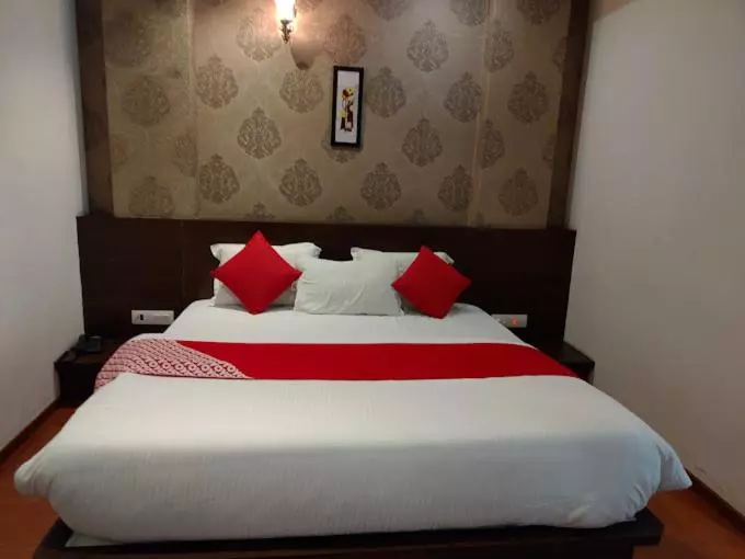 Hotelli Samanvi International